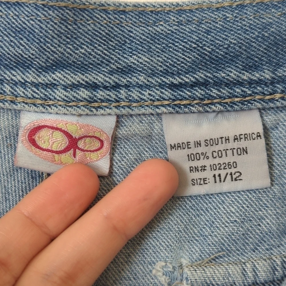 OP 90's Vintage Classic Medium Wash High Waisted Relaxed Fit Jean Shorts 11/12 - Picture 4 of 12
